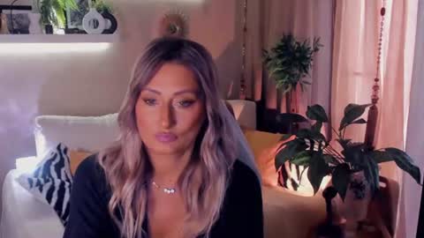 Divine Sarah NONUDE model online show from 07/19/26, 08:07