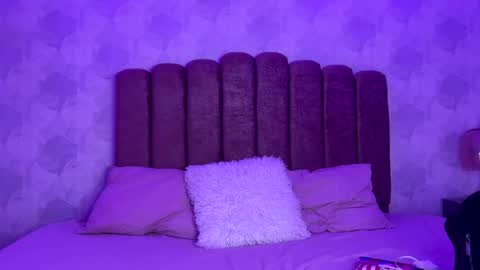 Snapshot of sarahjenkinx chatting on 06/03/26, 12:19 Sarah Jenkin online show from 06/03/26, 12:19