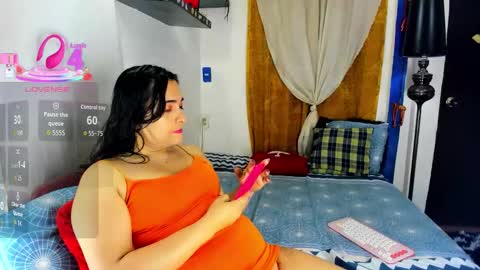  SARAHJEY     online show from 12/04/25, 06:38