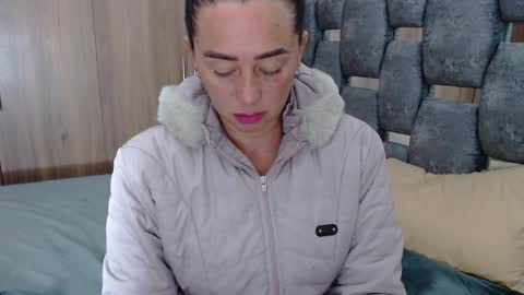 Snapshot of sarahott_1 chatting on 02/20/25, 06:57 Lia online show from 02/20/25, 06:57