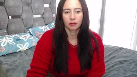 Snapshot of sarahott_1 chatting on 05/02/26, 07:08 Lia online show from 05/02/26, 07:08