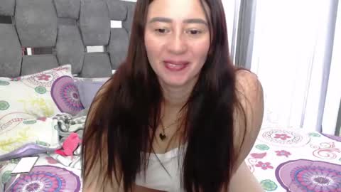 Snapshot of sarahott_1 chatting on 05/23/26, 03:49 Lia online show from 05/23/26, 03:49