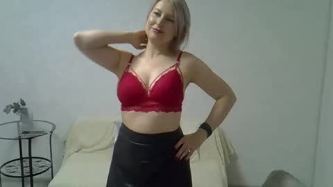 sarahphelps online show from 11/03/25, 05:14