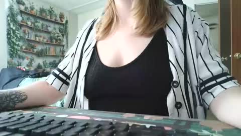 Sarah online show from 05/21/26, 06:59