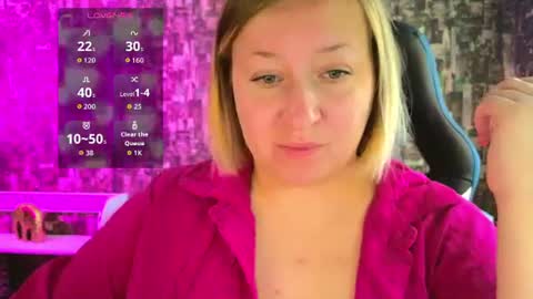 Sara online show from 06/17/26, 05:21