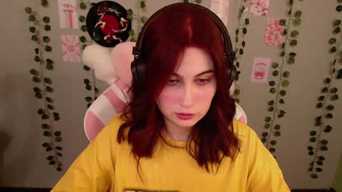 Sara online show from 12/24/24, 01:28