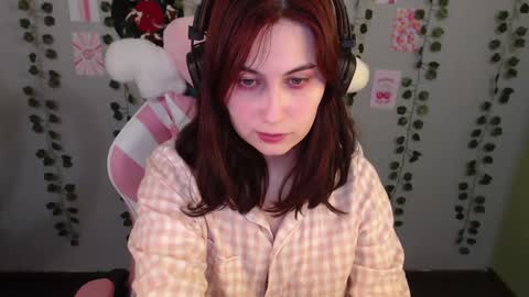 Sara online show from 02/09/25, 07:41