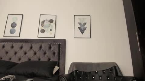 Sara online show from 04/20/26, 12:52