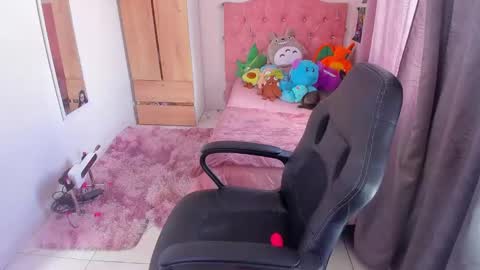 sara  online show from 12/24/24, 06:50