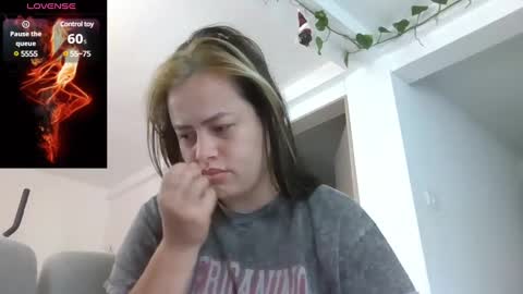 Snapshot of saramartinez100 chatting on 12/13/24, 03:21 sara martinez online show from 12/13/24, 03:21