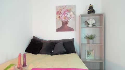 saramilf_69 online show from 01/17/26, 01:38