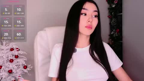 Mia online show from 12/24/24, 09:17