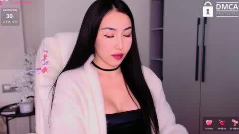 Mia online show from 10/02/25, 08:10