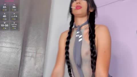  Sara  online show from 10/15/25, 07:14