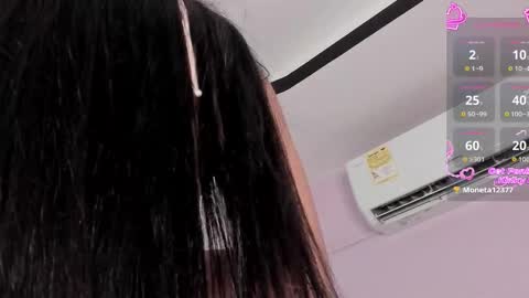  Sara  online show from 11/22/25, 01:04