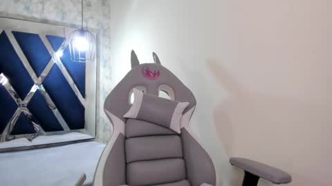   online show from 03/06/25, 05:43