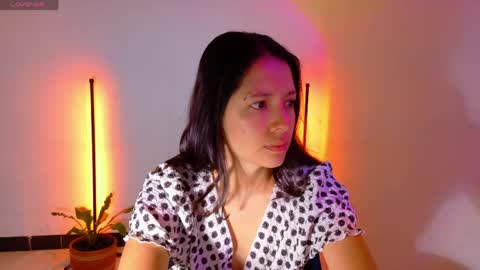 Snapshot of sarasavaagee chatting on 05/15/26, 12:34 Sara online show from 05/15/26, 12:34
