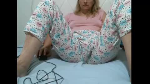 sarasexx33 online show from 01/21/25, 05:27