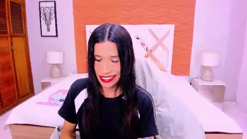 Sara Sofia online show from 06/18/26, 08:46