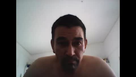 Snapshot of sarastar86 chatting on 10/18/25, 05:57 We are couples wanna have fun online show from 10/18/25, 05:57