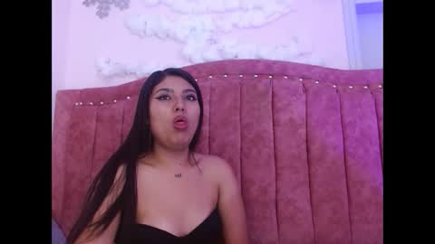 sarastonesx online show from 01/14/25, 06:13