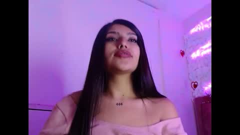 sarastonesx online show from 03/10/25, 10:37