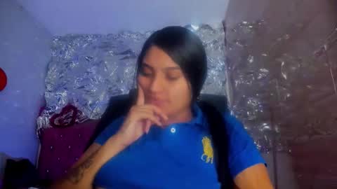 sarastonesx online show from 03/31/26, 12:01