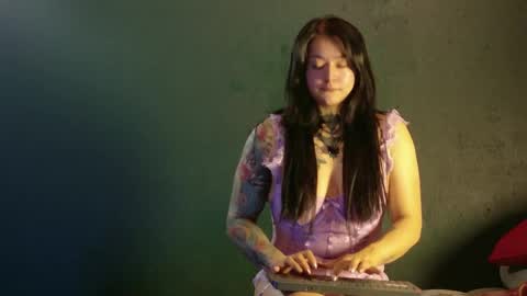 Sara Herrera online show from 05/02/26, 12:15