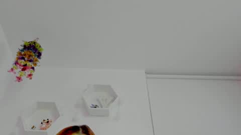 Saray  online show from 09/26/25, 11:31