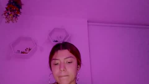 Saray  online show from 04/28/26, 04:17