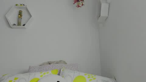 Saray  online show from 06/08/26, 08:09