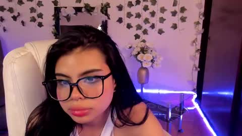 saray__jones online show from 01/02/25, 09:07