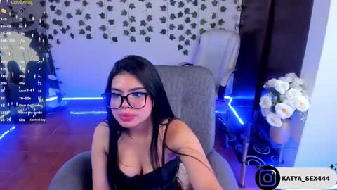 saray__jones online show from 01/06/25, 01:52