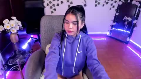 saray__jones online show from 01/20/25, 01:11