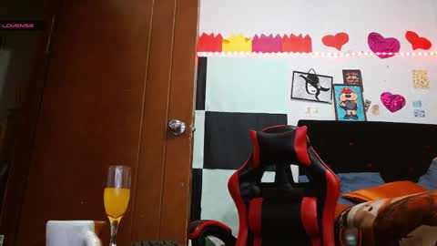 Sara Jimenez online show from 04/11/26, 03:44