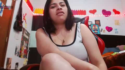 Snapshot of saray_extrovert1 chatting on 05/16/26, 05:26 Sara Jimenez online show from 05/16/26, 05:26