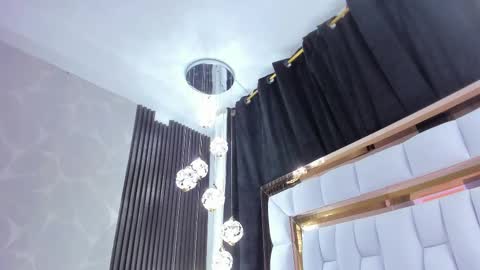 Saray online show from 10/08/25, 07:33