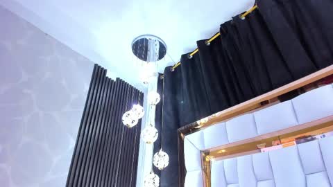 Saray online show from 04/12/26, 07:52