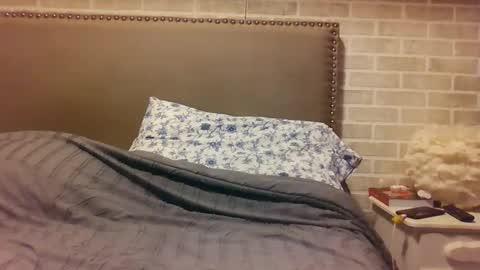 Sara online show from 12/22/24, 01:01