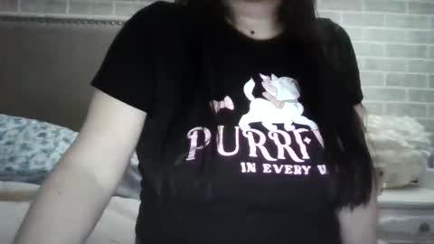 Sara online show from 12/27/24, 05:37