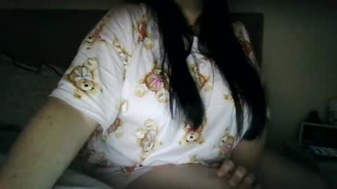 Sara online show from 11/16/25, 01:44