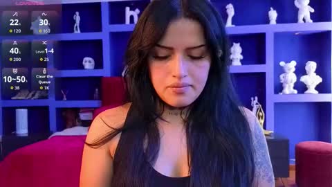 Sari  online show from 10/14/25, 09:26