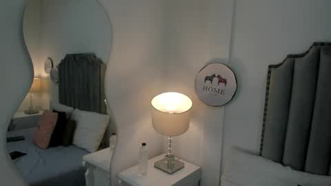 sarit_ online show from 05/08/26, 11:48