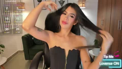  Saritaaa  online show from 04/22/26, 12:24