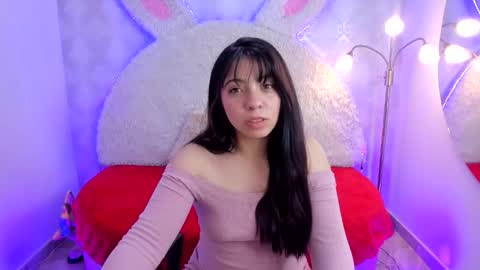 Snapshot of sarita_jane chatting on 09/23/25, 02:03 Sara online show from 09/23/25, 02:03