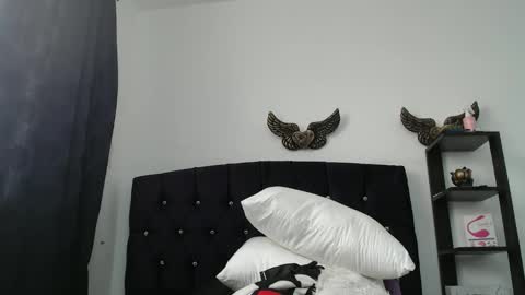 Sara online show from 04/05/26, 06:27