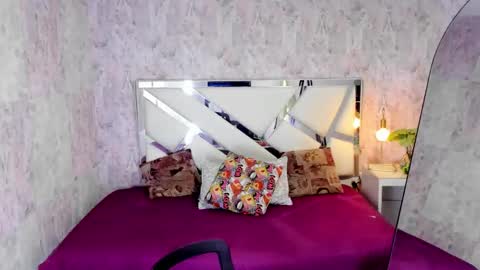 sarah online show from 10/29/25, 07:59