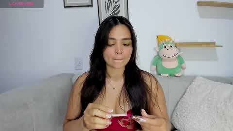 Snapshot of saritadolly_ chatting on 09/26/25, 03:54 Sara Cute  online show from 09/26/25, 03:54