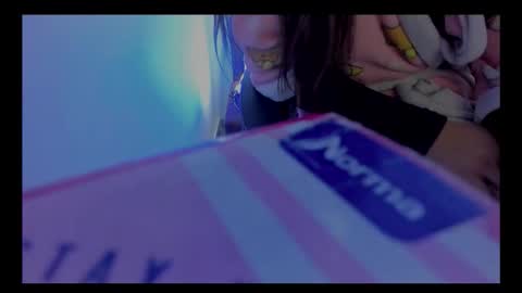 saritakitty01 online show from 10/10/25, 10:53