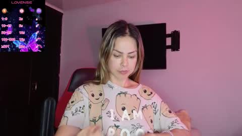 Snapshot of saritha__duke chatting on 02/18/26, 11:39 Saritha online show from 02/18/26, 11:39